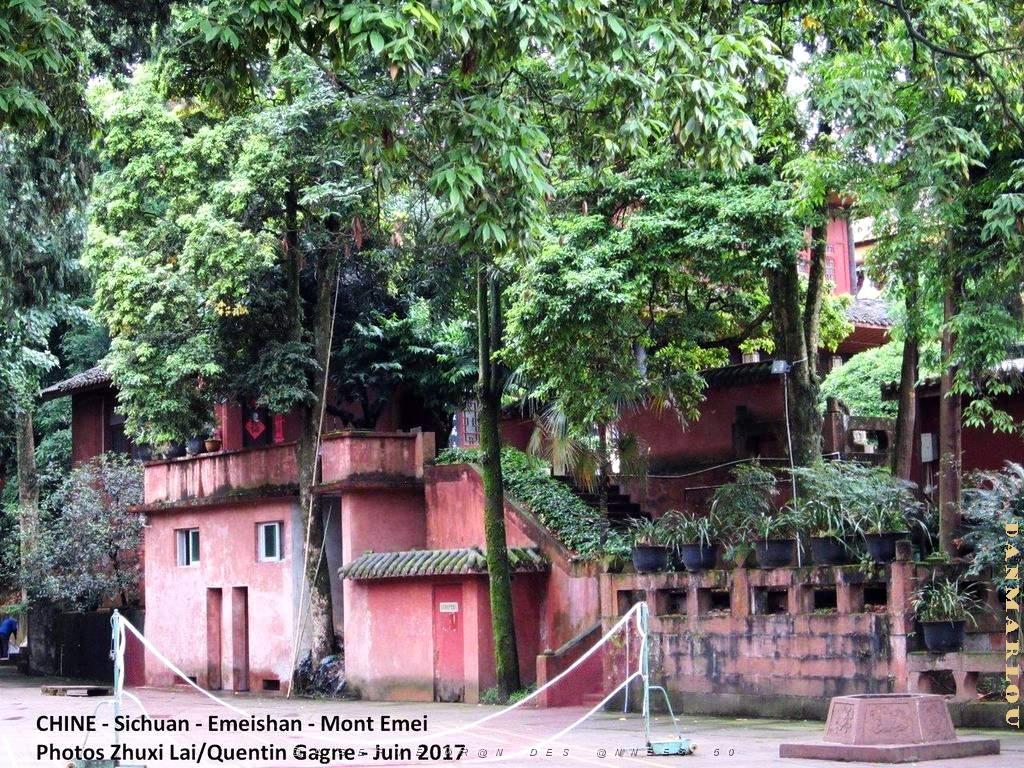 Emeishan 066.JPG